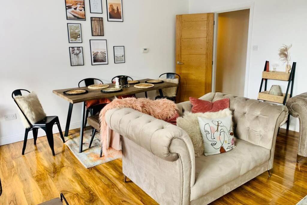 Luxury, Centrally Located 2 Bed Modern Apartment Great Yarmouth Luaran gambar
